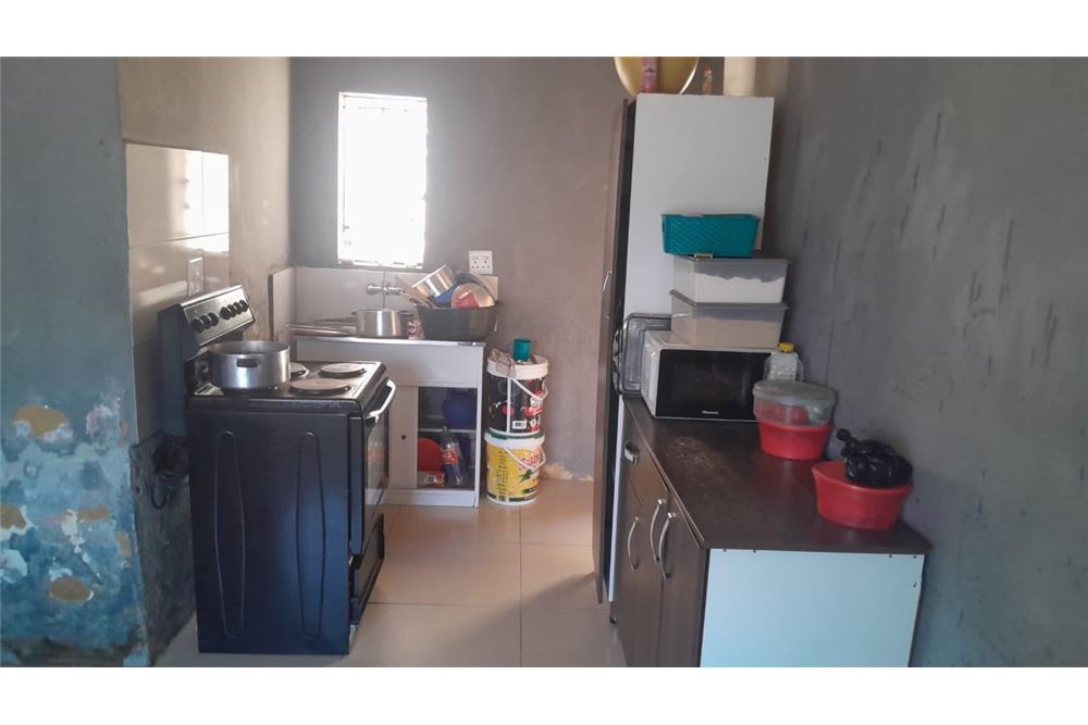 Residential - House - Soshanguve X, Gauteng - South Africa - 15 - 1031414015-771