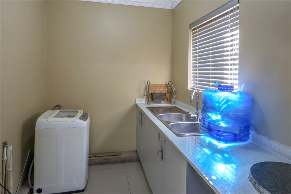 Residential - House - La Mercy, KwaZulu Natal - South Africa - 13 - 1031465057-111