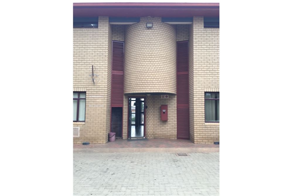 Commercio - Ufficio - Temba Central, Gauteng - South Africa - 13 - 1031414015-759