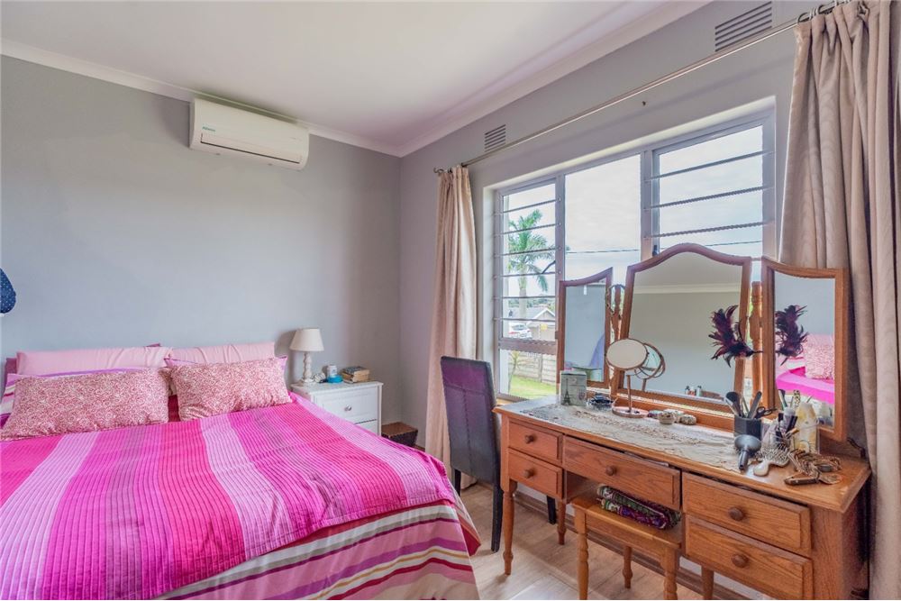 Residential - House - Glen Anil, KwaZulu Natal - South Africa - 13 - 1031465084-339