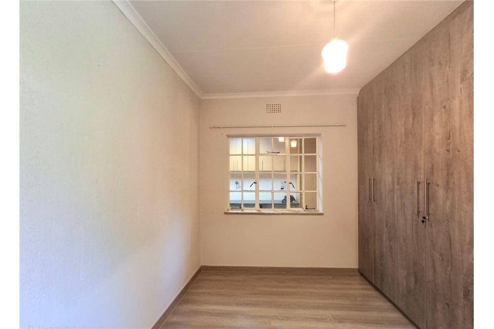 Residential - House - Vanderbijlpark SE, Gauteng - South Africa - 11 - 1031010005-15