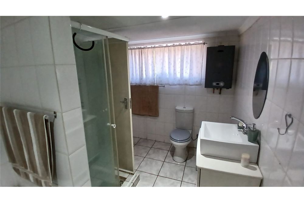 Residencial - Casa - Kirkney, Gauteng - South Africa - 39 - 1031414116-94