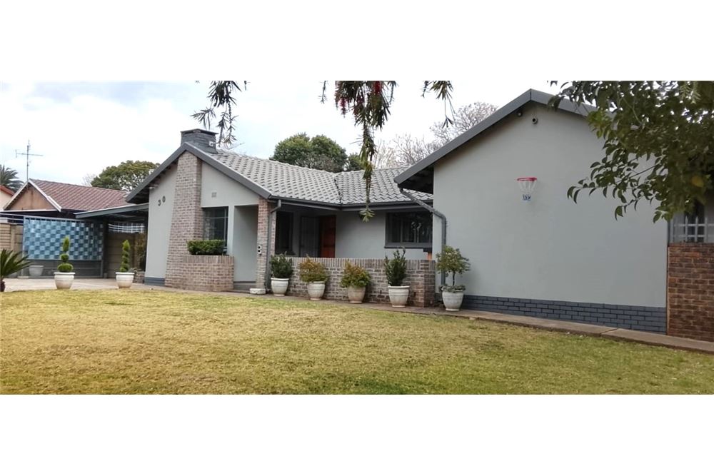 Residential - हाउस - Vanderbijlpark SW 5, Gauteng - South Africa - 2 - 1031010012-83