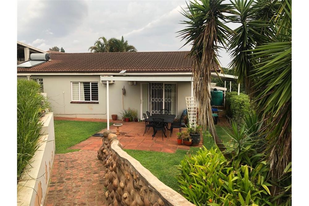 Residential - Townhouse - Durban North, KwaZulu Natal - South Africa - 2 - 1031465084-324