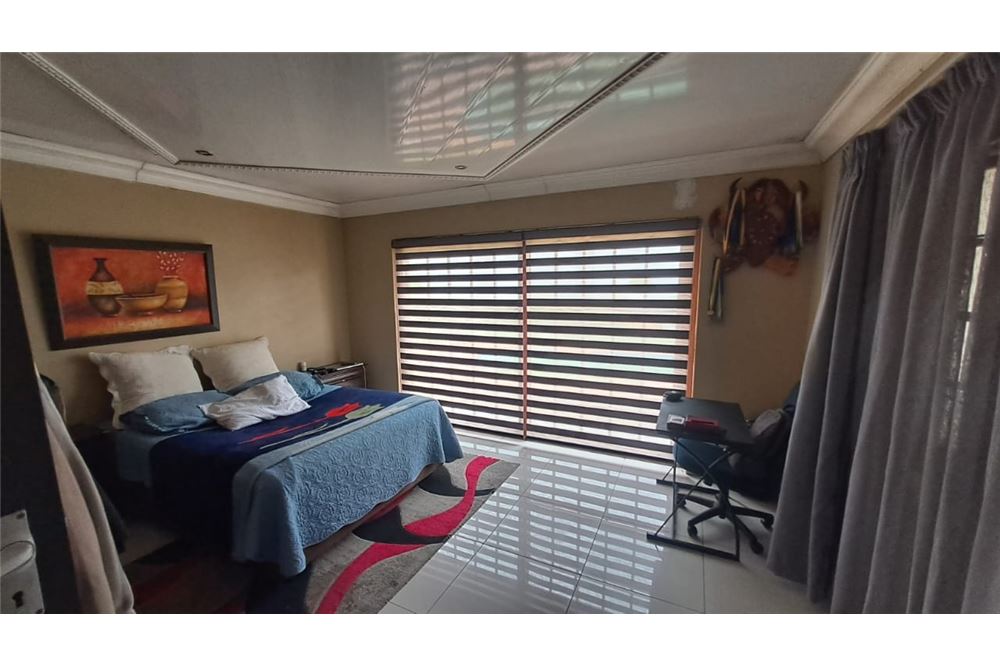 住宅 - 房子 - Philip Nel Park, Gauteng - South Africa - 15 - 1031414126-72