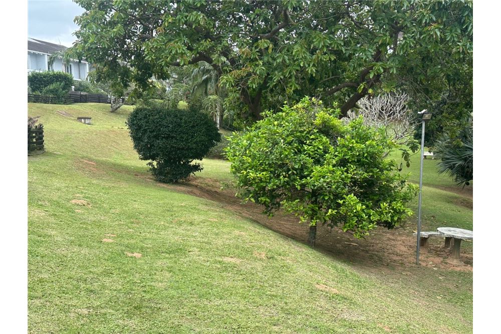 Residential - Townhouse - La Lucia, KwaZulu Natal - South Africa - 8 - 1031465013-91