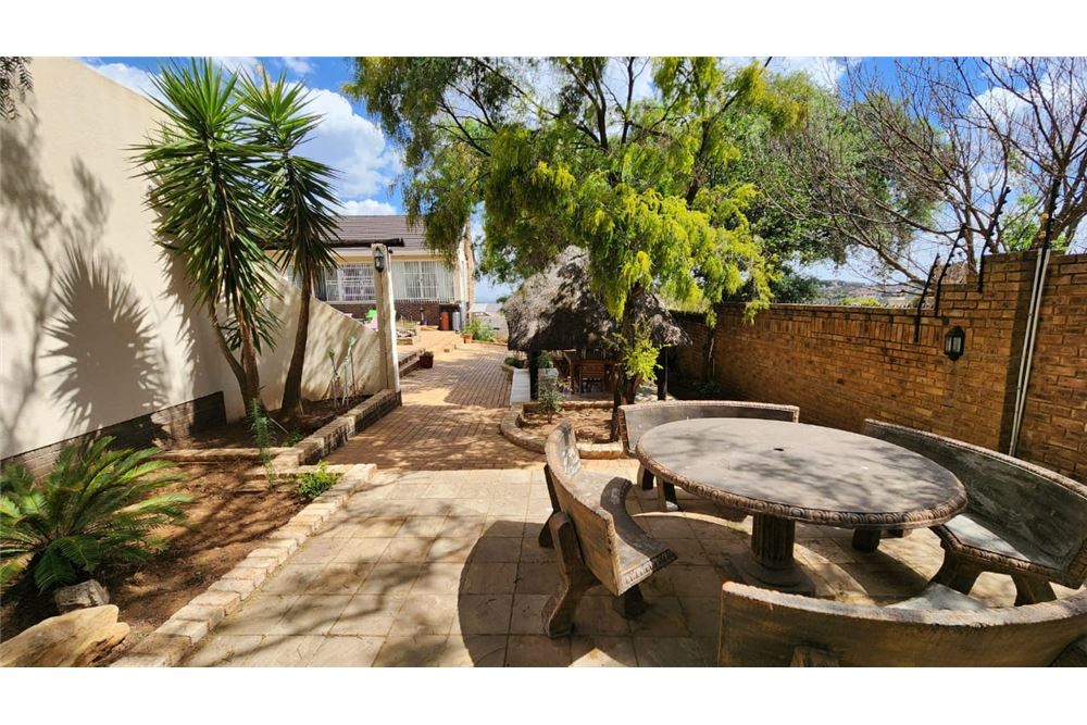 Residential - Omakotitalo - Oakdene, Gauteng - South Africa - 56 - 1031421040-63