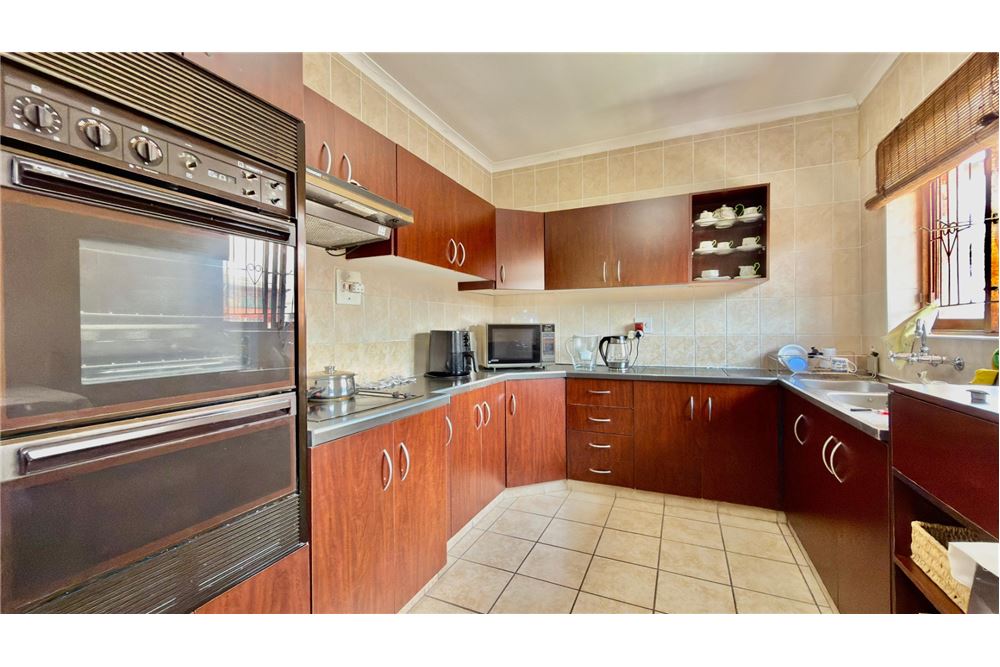 Residential - Townhouse - Musgrave, KwaZulu Natal - South Africa - 5 - 1031465139-2