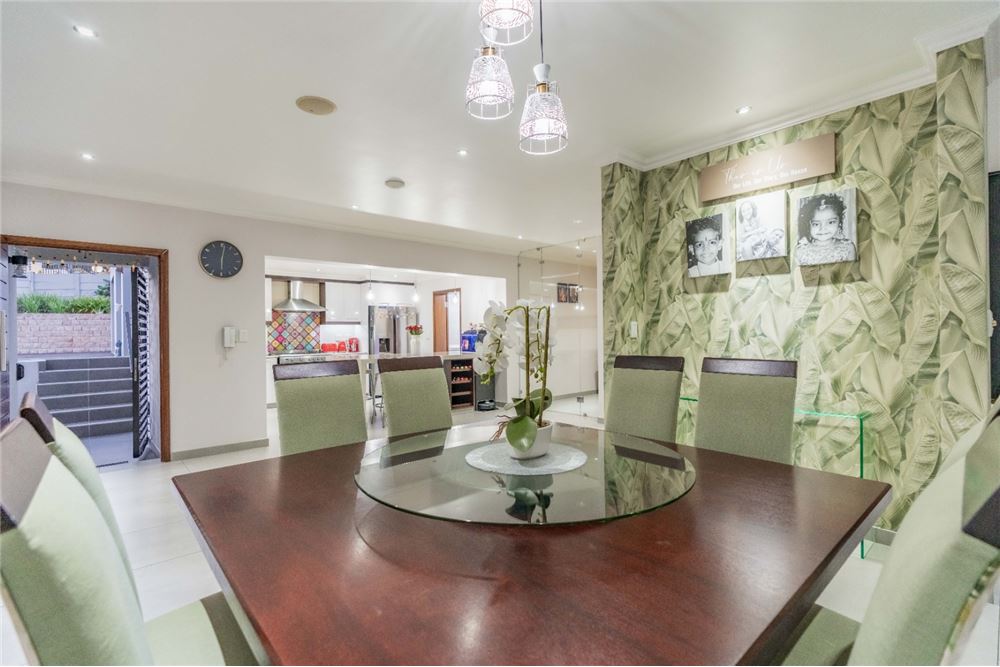 Residential - House - Umhlanga Rocks, KwaZulu Natal - South Africa - 16 - 1031465022-876