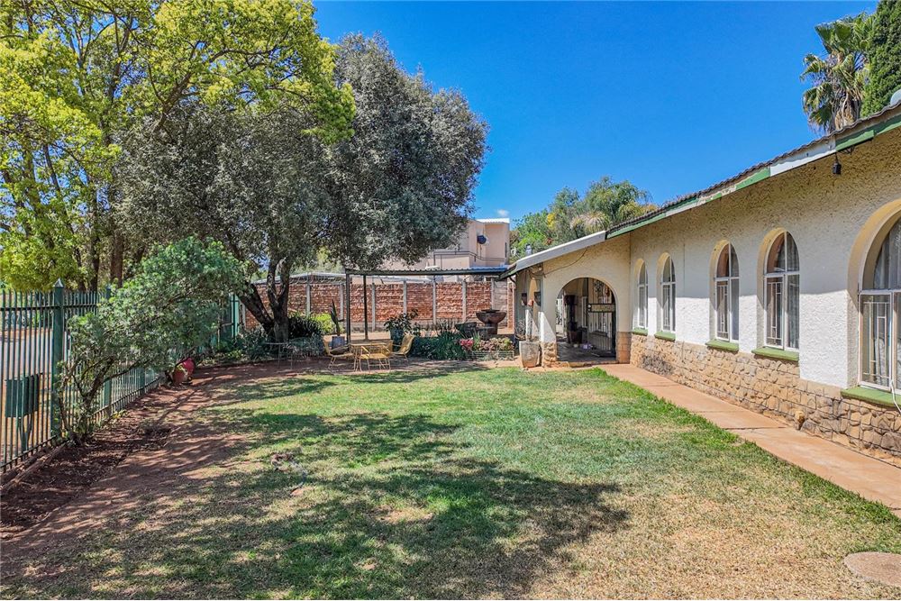 Rezidential - Case/Vile - Ifafi, North West - South Africa - 30 - 1031416001-610