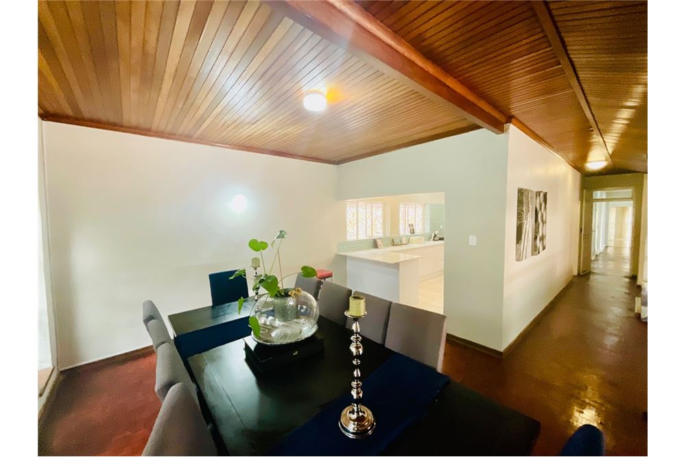 Residential - Отдельно стоящий дом - Northcliff, Gauteng - South Africa - 12 - 1031444162-23