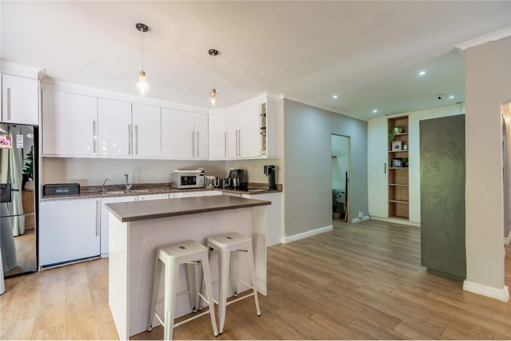 Rezidential - Case/Vile - Glen Anil, KwaZulu Natal - South Africa - 9 - 1031465099-130