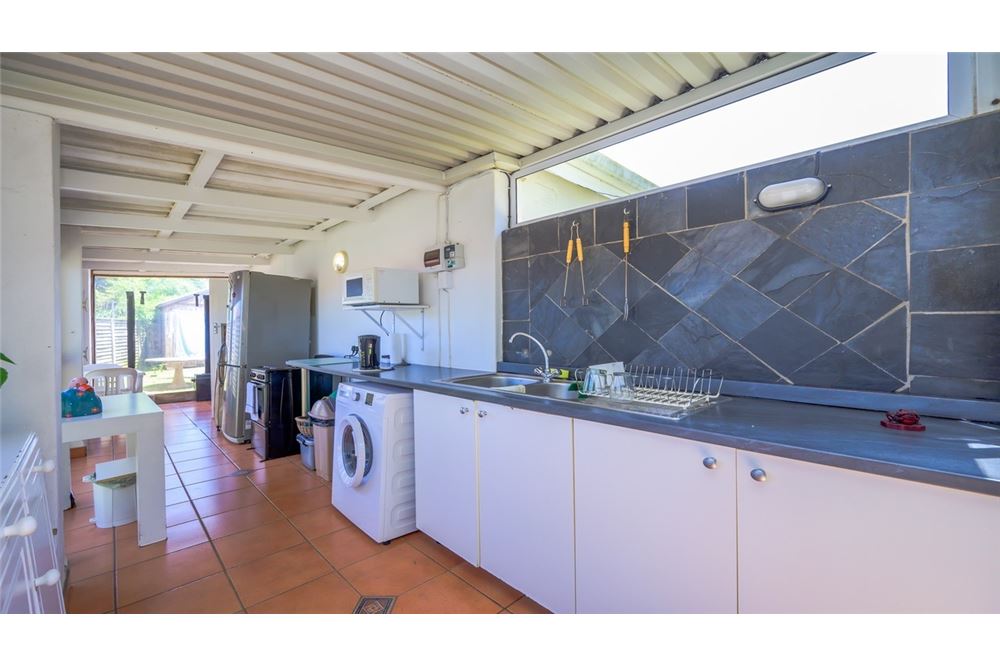 Residential - House - La Lucia, KwaZulu Natal - South Africa - 38 - 1031465034-83