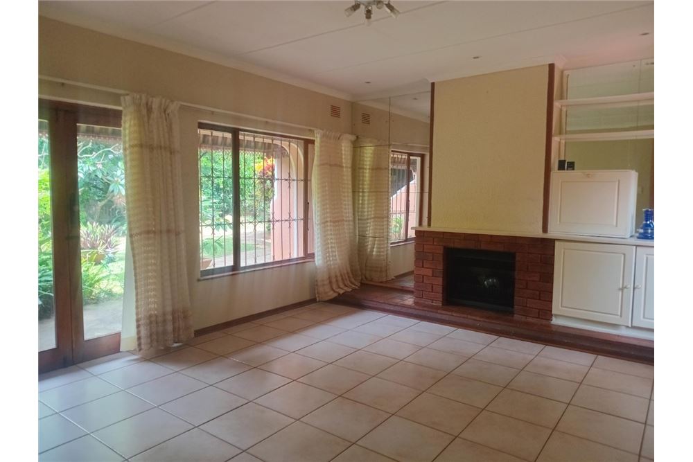 Residential - House - Umhlanga Rocks, KwaZulu Natal - South Africa - 5 - 1031465016-297