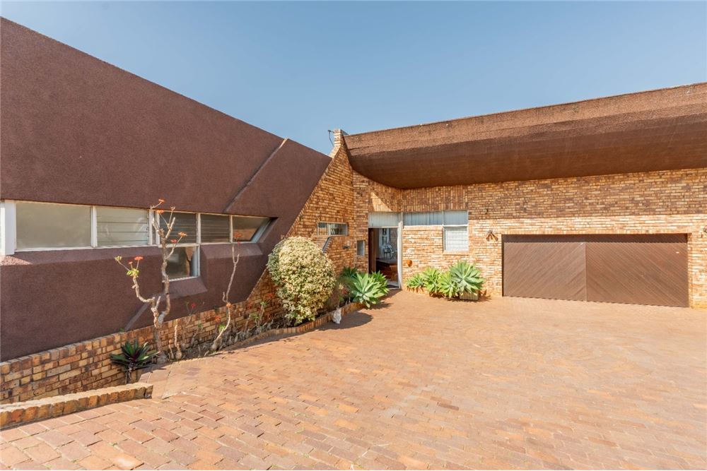 Residential - House - Umgeni Park, KwaZulu Natal - South Africa - 50 - 1031465036-159