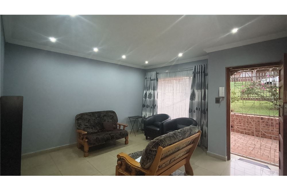 Rezidential - Case/Vile - Orient Heights, KwaZulu Natal - South Africa - 9 - 1031436048-348