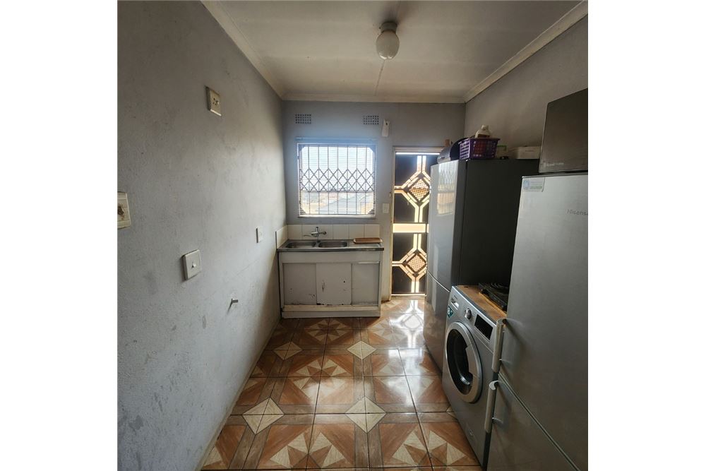 Residential - हाउस - Eldorado Park, Gauteng - South Africa - 8 - 1031421040-76