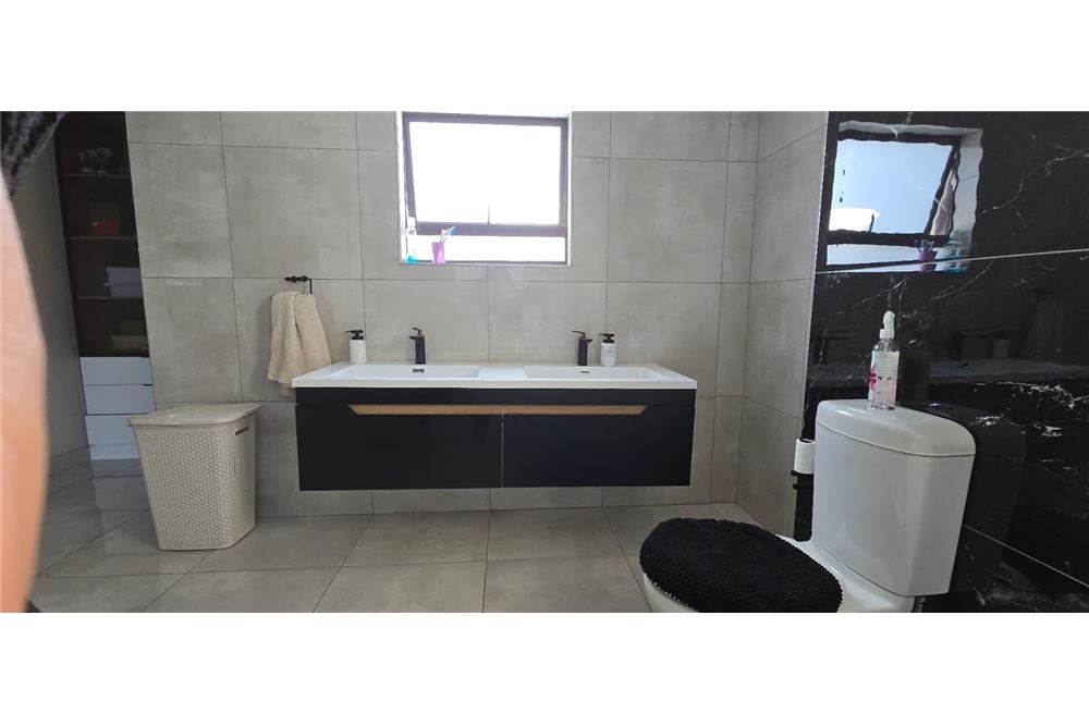 Residencial - Casa - Zambezi Manor Lifestyle Estate, Gauteng - South Africa - 28 - 1031414140-35