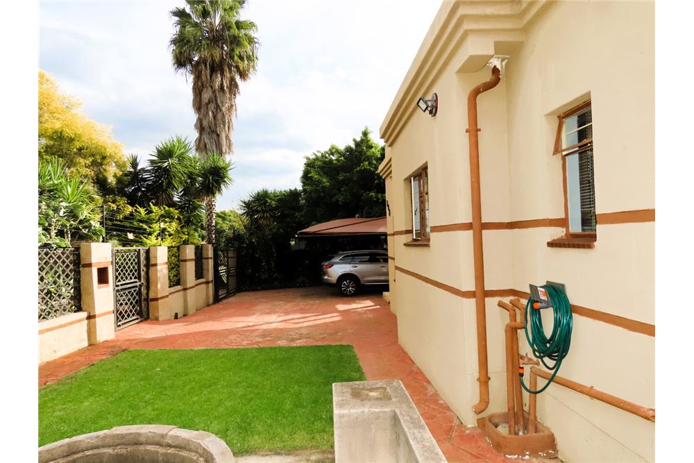 Residencial - Casa - Eersterust, Gauteng - South Africa - 30 - 1031414016-145