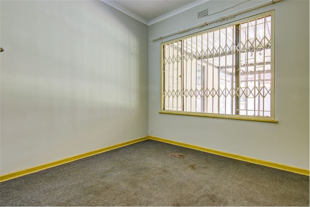 Residential - ਅਲੱਗ ਥਲੱਗ ਬਣਿਆ ਹੋਇਆ ਘਰ - Norkem Park, Gauteng - South Africa - 15 - 1031439089-19