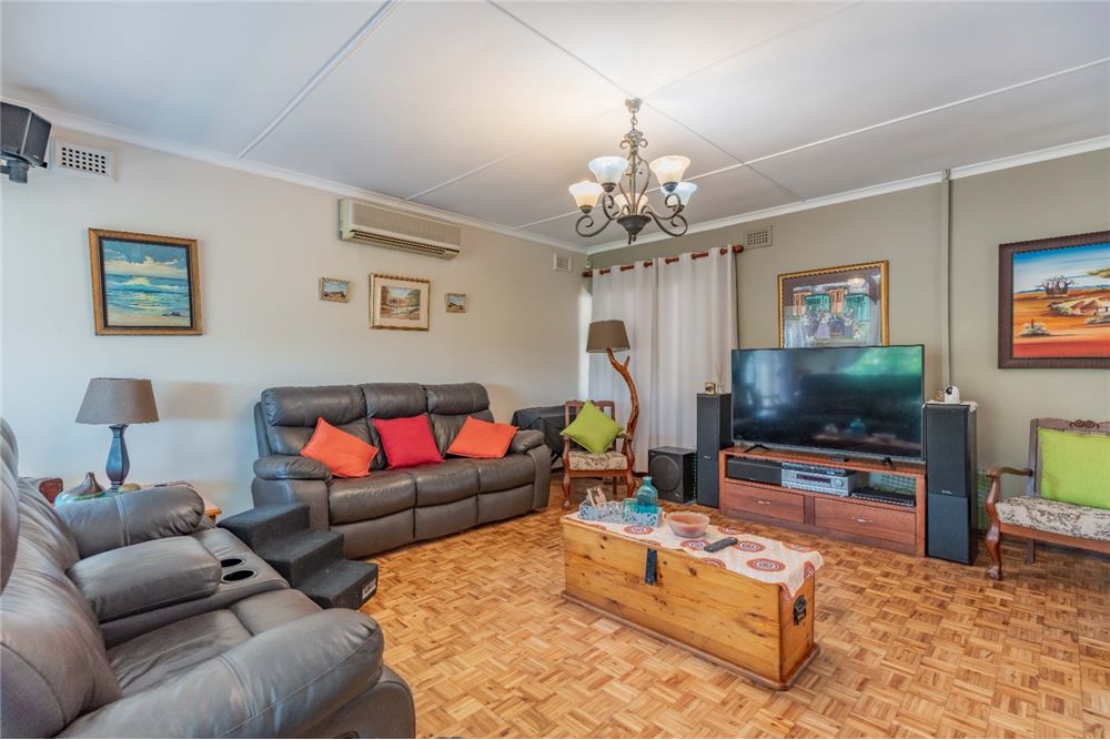 Residential - House - Umgeni Park, KwaZulu Natal - South Africa - 10 - 1031465089-348