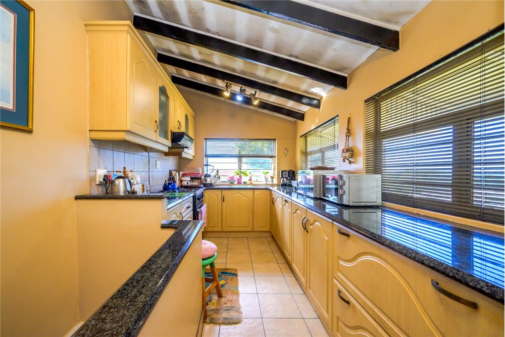 Residential - House - Durban North, KwaZulu Natal - South Africa - 13 - 1031465071-59