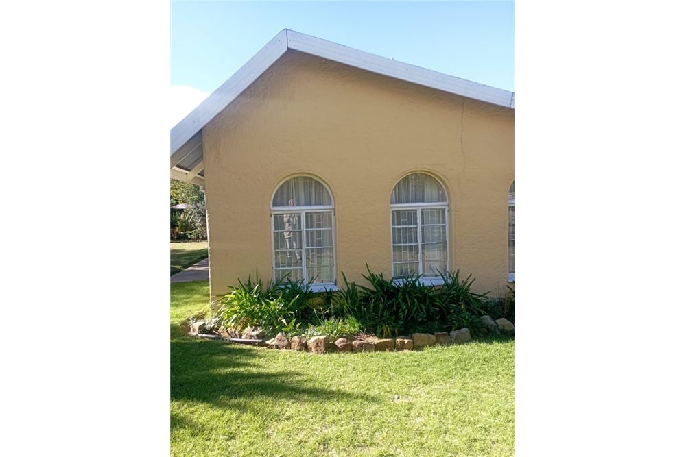 Residential - 주택 - Tweespruit, Free State - South Africa - 2 - 1031417002-272