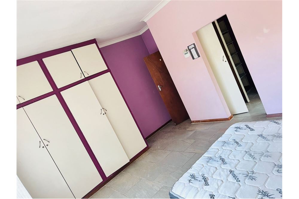 Residencial - Casa - Lynnwood, Gauteng - South Africa - 27 - 1031414137-16