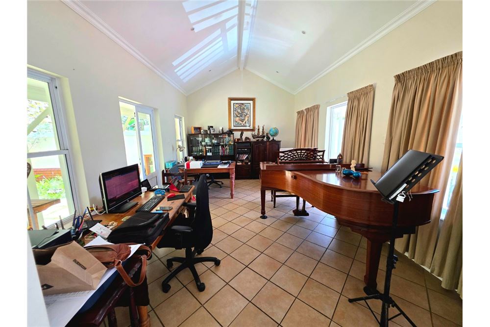 Residential - Townhouse - Mount Edgecombe Country Estate, KwaZulu Natal - South Africa - 7 - 1031465003-156
