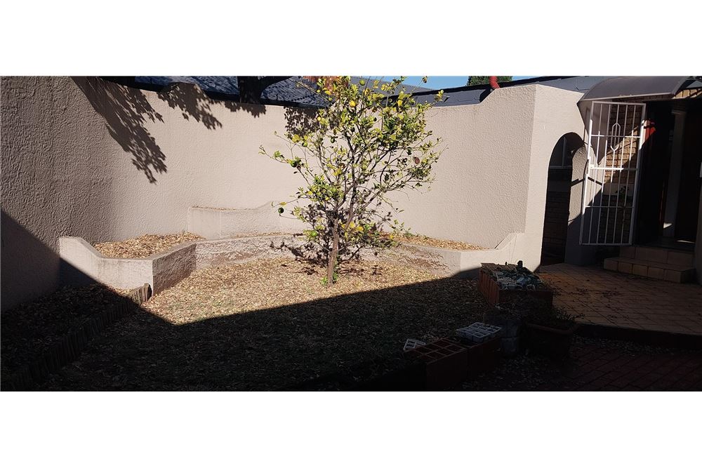 Dzīvojamais - Savrupmāja - Brackenhurst, Gauteng - South Africa - 36 - 1031421052-250