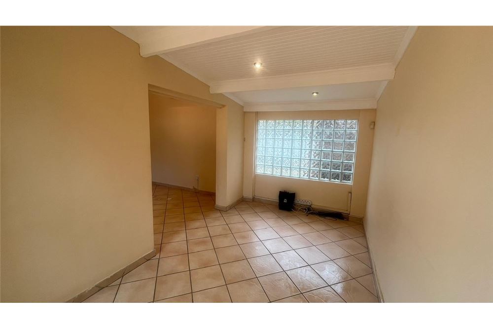 Residential - House - Glen hills, KwaZulu Natal - South Africa - 8 - 1031465129-26