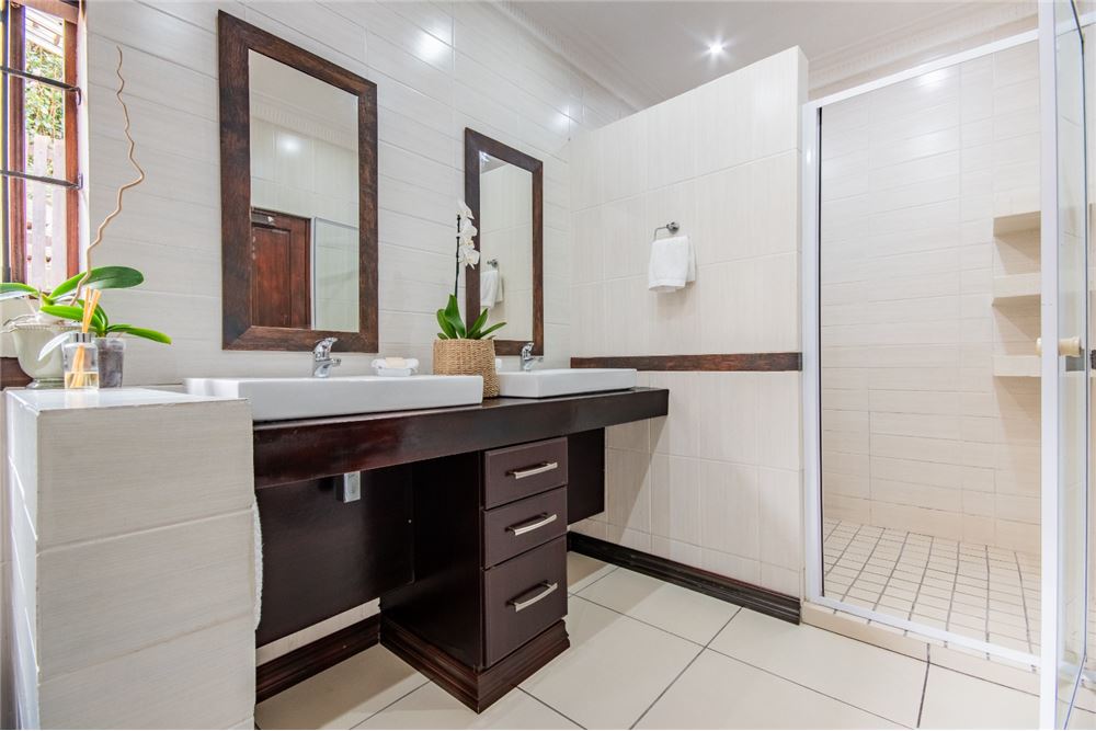 Residential - House - Cowies Hill, KwaZulu Natal - South Africa - 30 - 1031465101-121