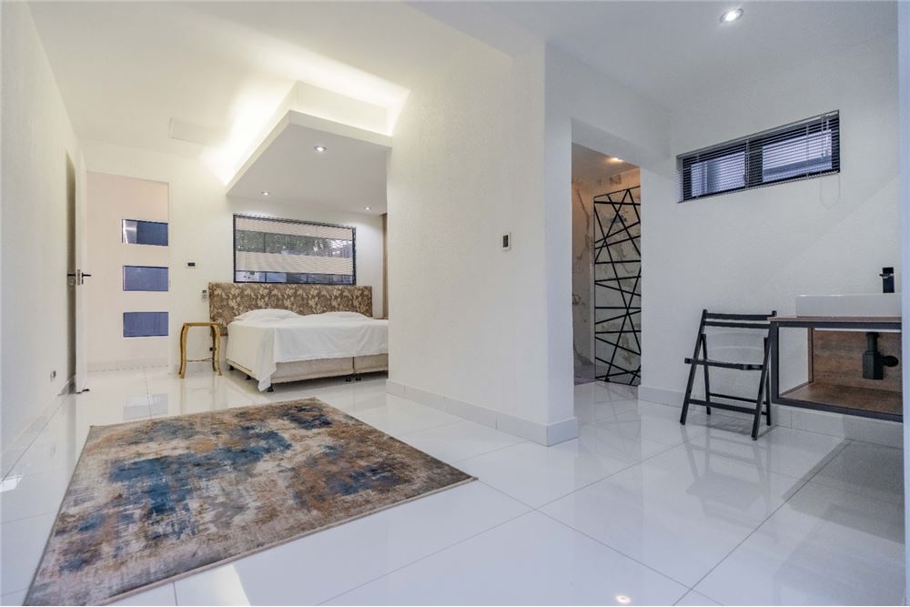 Residential - House - La Lucia, KwaZulu Natal - South Africa - 31 - 1031465022-888