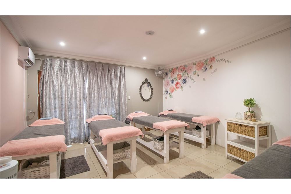 Comercial - Oficina - Queenswood, Gauteng - South Africa - 19 - 1031414013-113