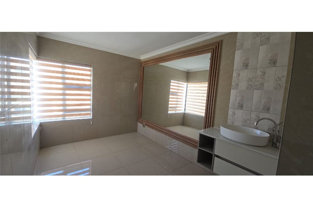 Residencial - Casa - Zambezi Manor Lifestyle Estate, Gauteng - South Africa - 18 - 1031414140-37