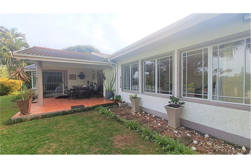 Residencial - Casa - St Michaels On Sea, KwaZulu Natal - South Africa - 40 - 1031394053-221