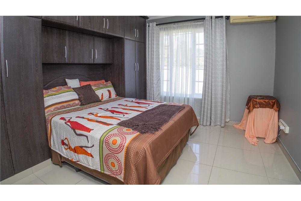 Residential - House - Glen hills, KwaZulu Natal - South Africa - 23 - 1031465050-129