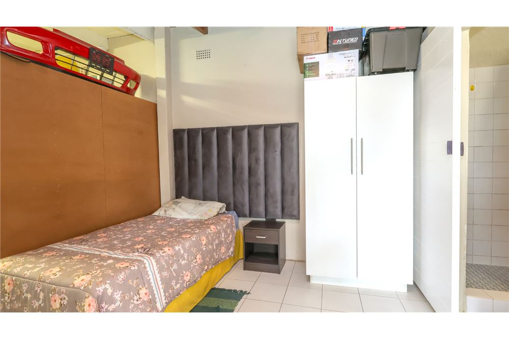 Residential - House - Glen hills, KwaZulu Natal - South Africa - 35 - 1031465115-38