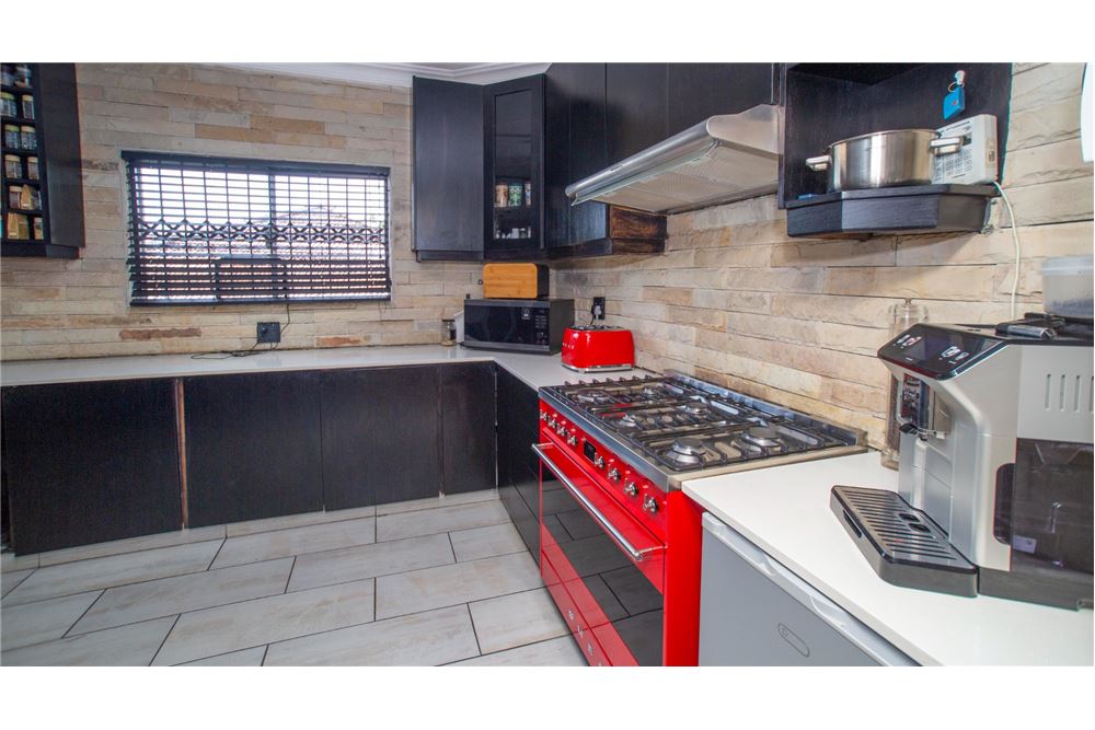 Residential - House - Sherwood, KwaZulu Natal - South Africa - 5 - 1031465050-119