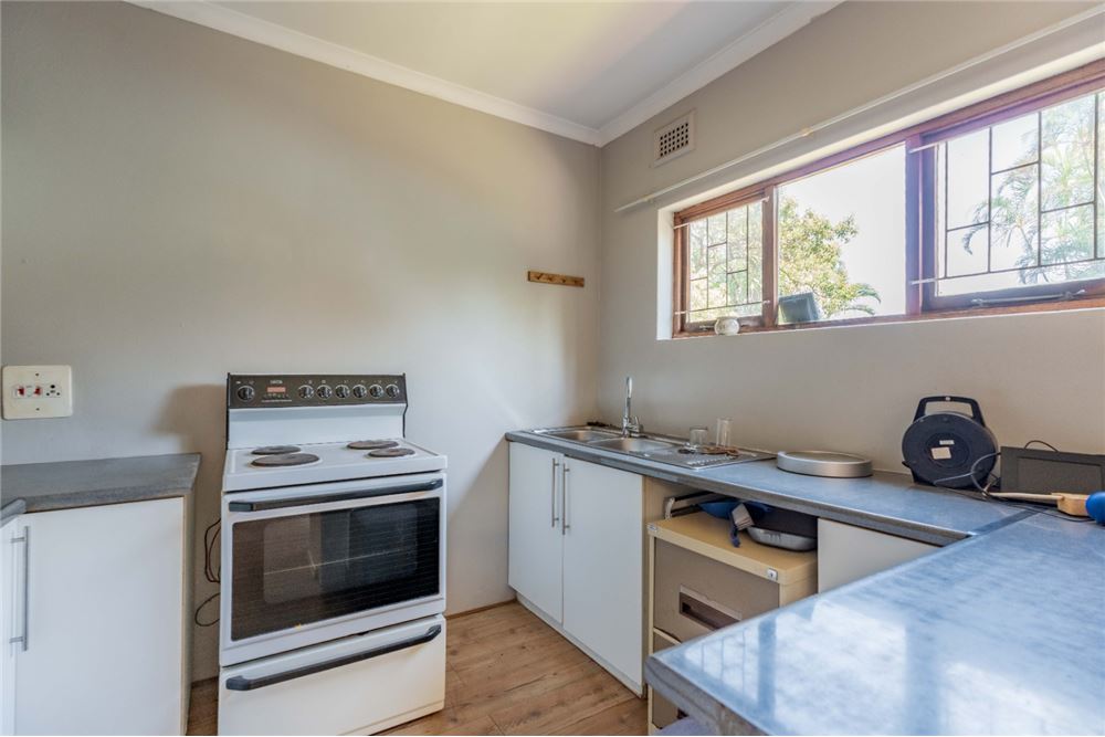 Rezidential - Case/Vile - Glen Anil, KwaZulu Natal - South Africa - 49 - 1031465099-130