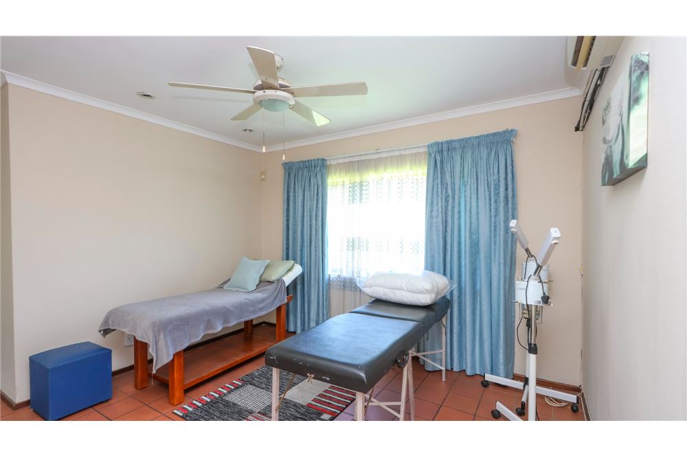 Residential - House - Glen hills, KwaZulu Natal - South Africa - 21 - 1031465018-53