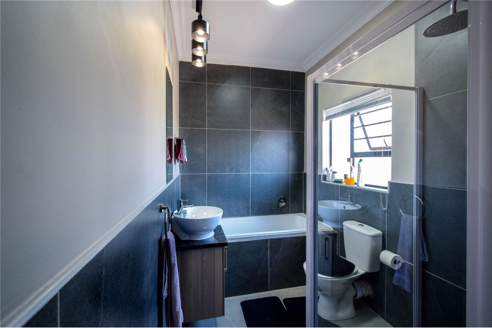 Residenziale - Case a schiera - Montana, Gauteng - South Africa - 31 - 1031414102-100