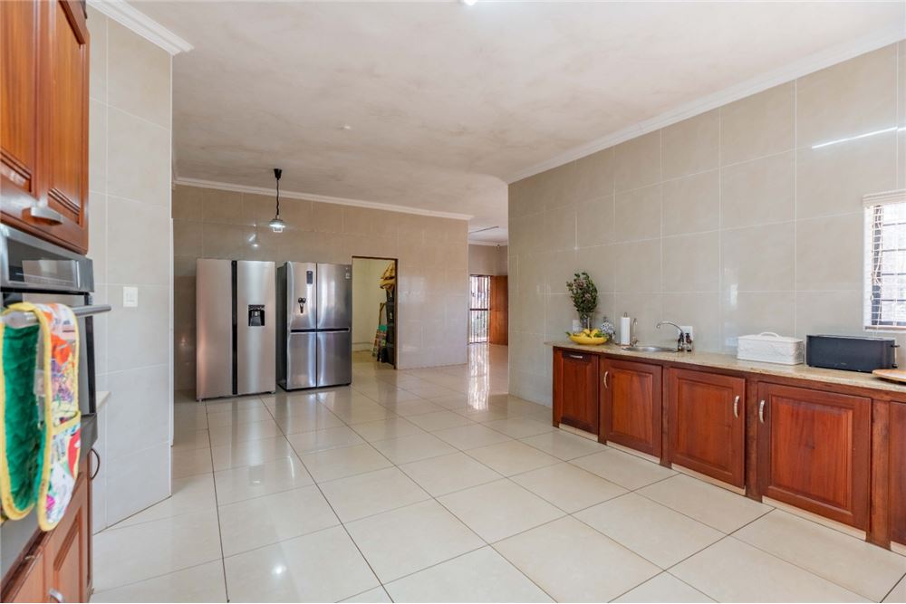 Residential - ਅਲੱਗ ਥਲੱਗ ਬਣਿਆ ਹੋਇਆ ਘਰ - Summerveld, KwaZulu Natal - South Africa - 19 - 1031391057-40