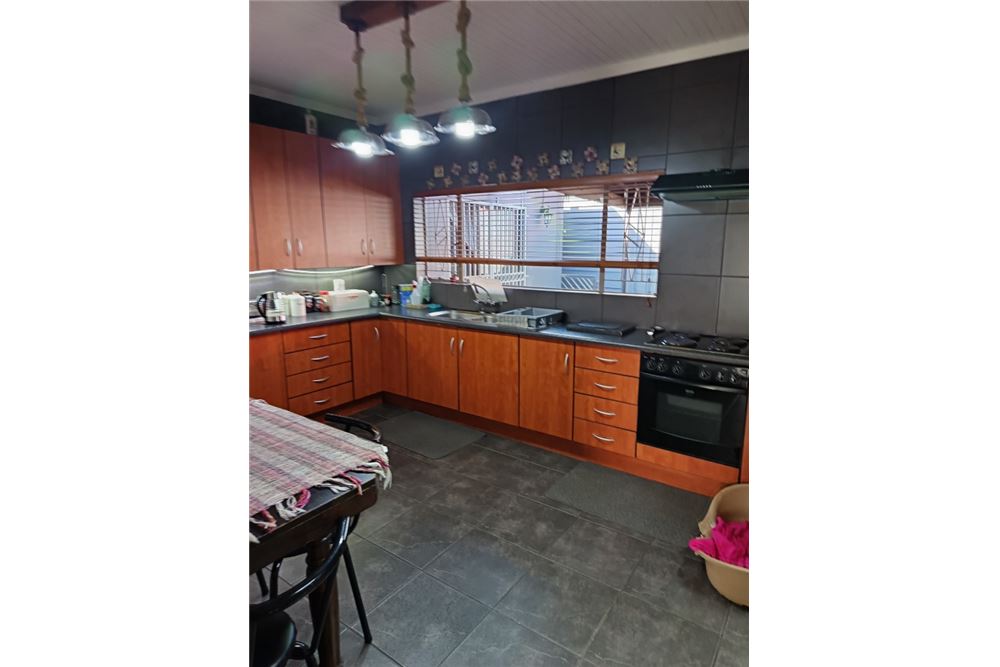 Residenziale - Casa - Sinoville, Gauteng - South Africa - 17 - 1031414136-20