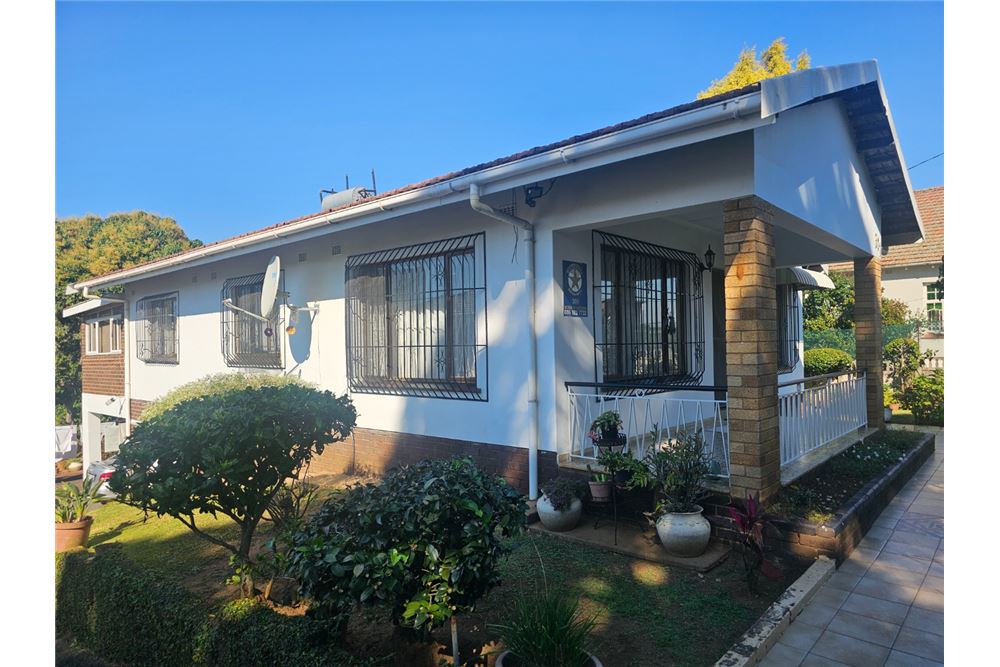 Residential - ਅਲੱਗ ਥਲੱਗ ਬਣਿਆ ਹੋਇਆ ਘਰ - Greenwood Park, KwaZulu Natal - South Africa - 19 - 1031465025-211