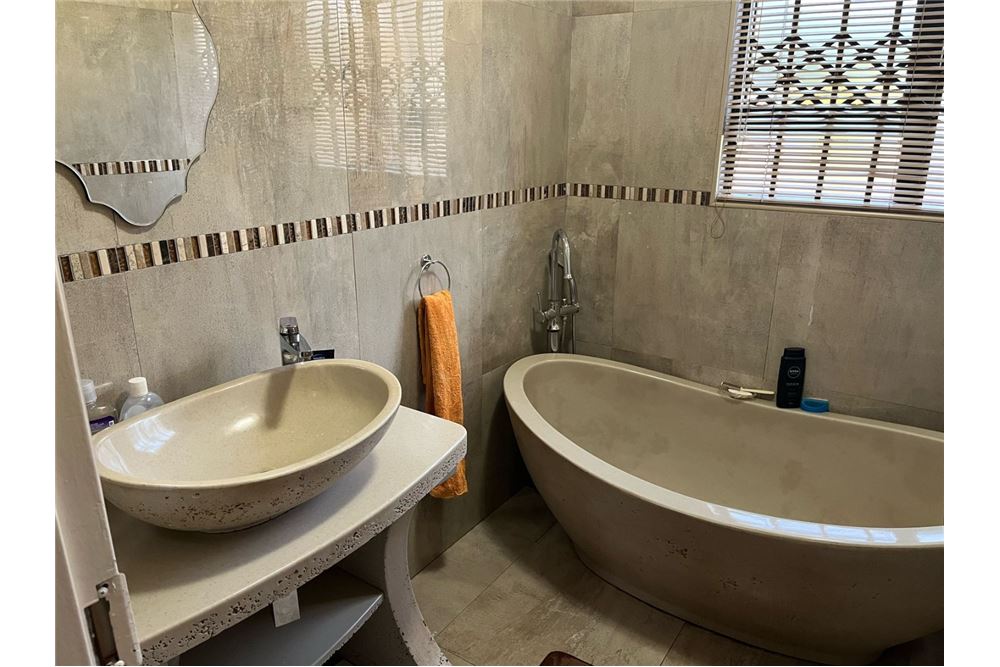 Wohnung - Haus - Montana Park, Gauteng - South Africa - 17 - 1031414142-31