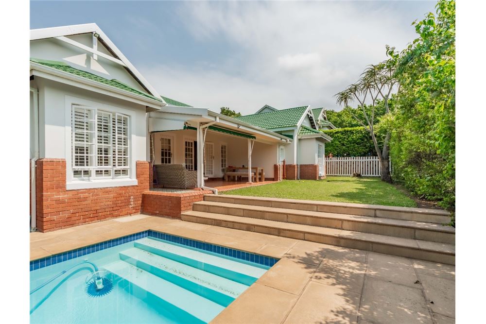 Residential - Townhouse - Mount Edgecombe Country Estate, KwaZulu Natal - South Africa - 2 - 1031465022-879