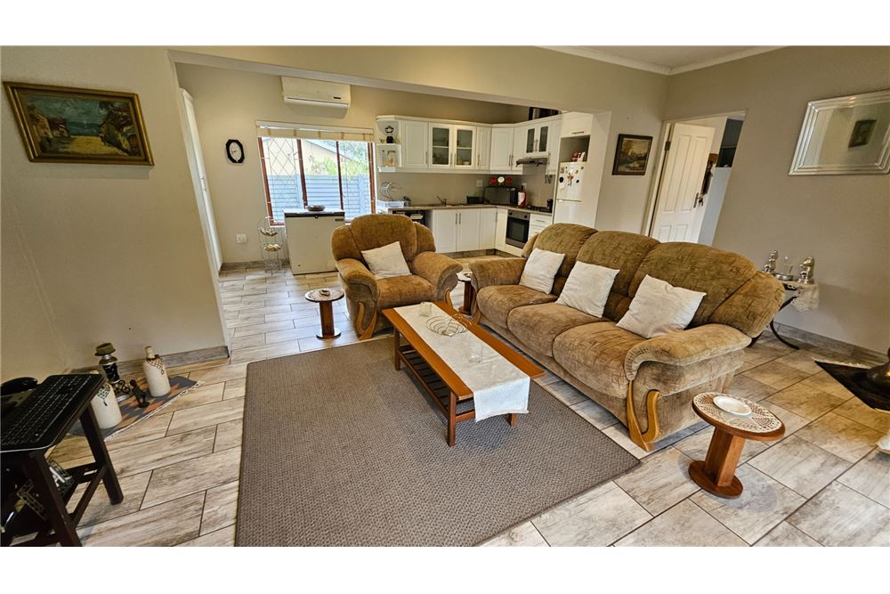 Residential - Αυτόνομη κατοικία - Hayfields, KwaZulu Natal - South Africa - 29 - 1031436004-370