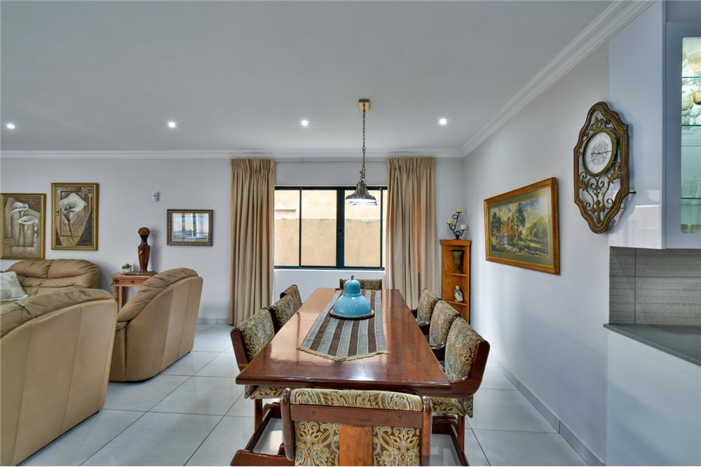 Residencial - Casa - Magalieskruin, Gauteng - South Africa - 36 - 1031414140-43