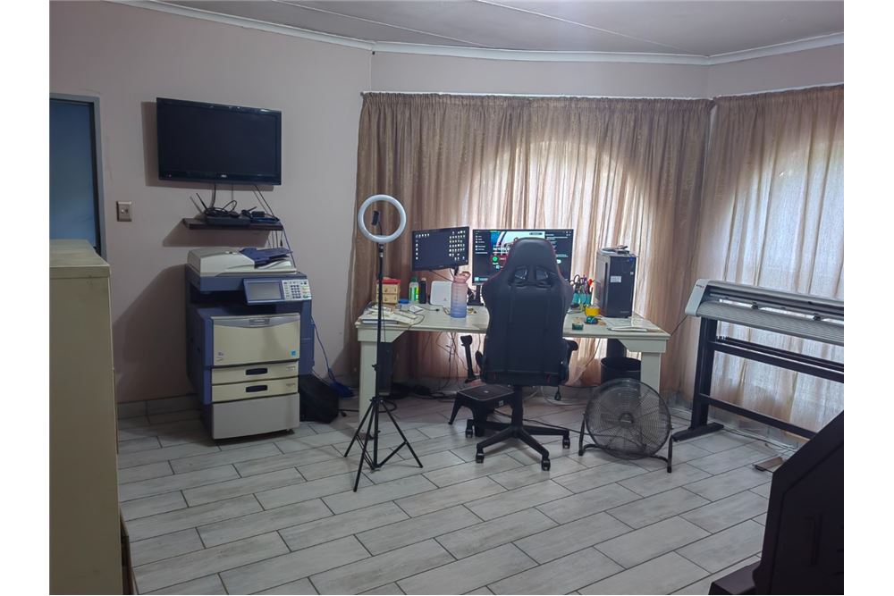 Residencial - Casa - Dorandia, Gauteng - South Africa - 78 - 1031414116-82